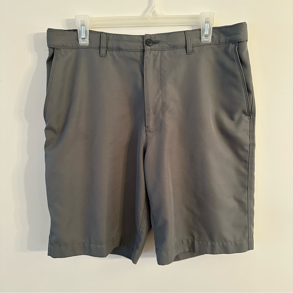 PGA TOUR Men's Golf Shorts Size 34 Charcoal Gray Performance
